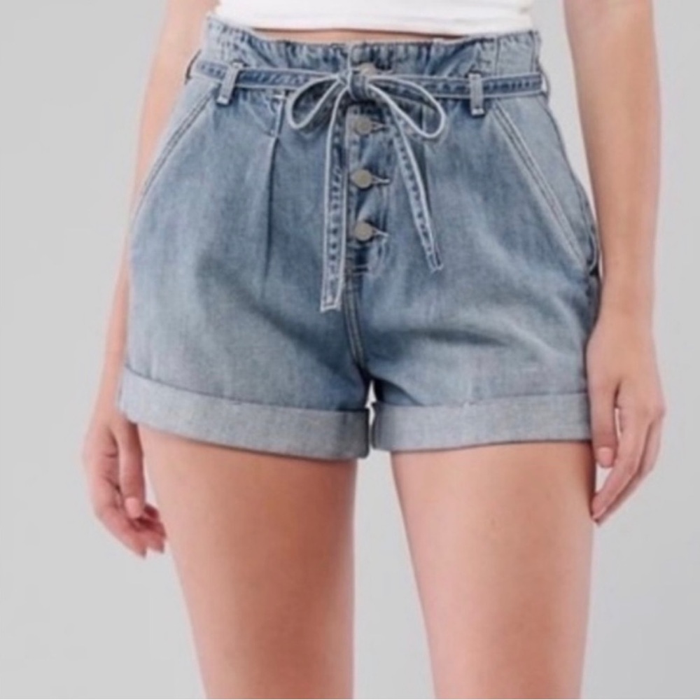 Hollister Ultra High Waisted Shorts